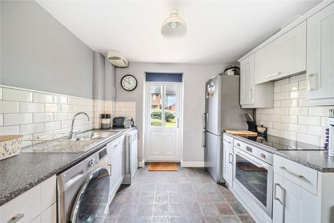 27 Chandlers Close, West Molesey, KT8 2PA