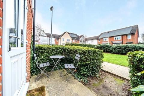 27 Chandlers Close, West Molesey, KT8 2PA