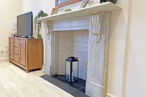 6a Lansdowne Road, Bedford, MK40 2BU