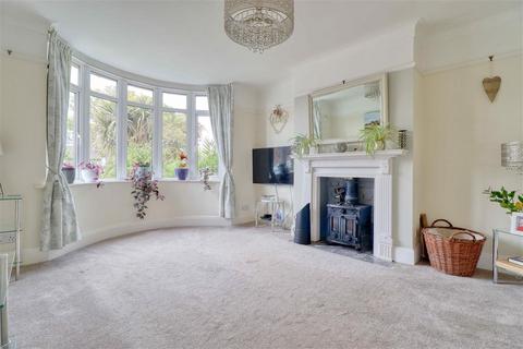 5 bedroom house for sale, East Clacton CO15