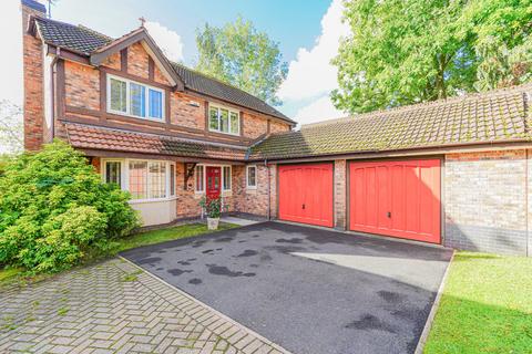 4 bedroom detached house for sale, Barbers Lane, Catherine-De-Barnes, B92