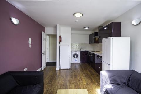 3 bedroom apartment to rent, Apt 4, St John's Terrace, 4 St John's Terrace LS3