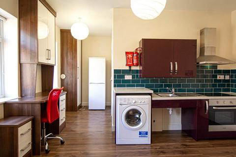 Studio to rent, Apt 16, Clarendon House, 20 Clarendon Road LS2