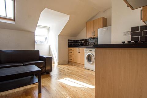 undefined, Apt 7, 21 Hyde Terrace, 21 Hyde Terrace LS2