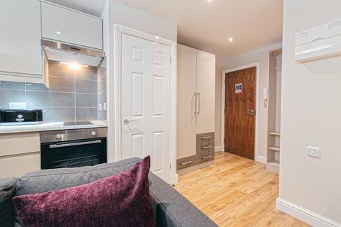 undefined, Apt 4, Eagle House, Blackfriars Road M3