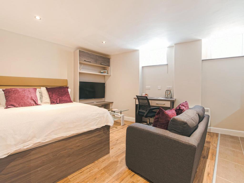 Studio to rent