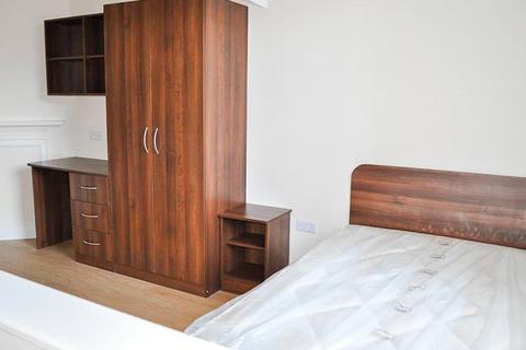 1 bedroom apartment to rent, Apt 10, 12a Clarendon Road, 12A Clarendon Road LS2