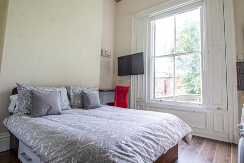 undefined, Apt 6, Clarendon House, 20 Clarendon Road LS2