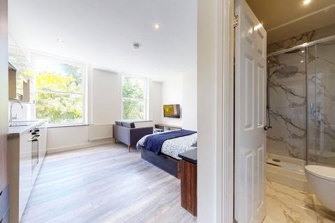 Studio to rent, Apt 7, 27 Hyde Terrace, 27 Hyde Terrace LS2