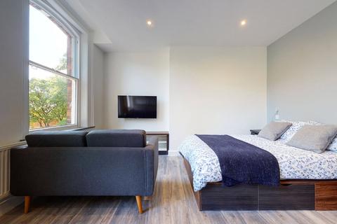 Studio to rent, Apt 7, 27 Hyde Terrace, 27 Hyde Terrace LS2