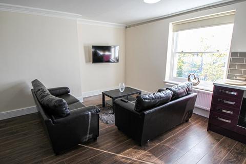 undefined, Apt 4, 8 Blenheim Terrace, Woodhouse LS2