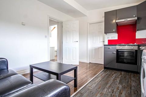 1 bedroom apartment to rent, Apt 6, 215 Belle Vue Road, 215 Belle Vue Road LS3