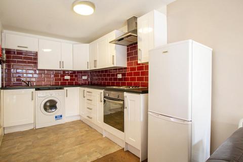 2 bedroom apartment to rent, Apt 1, 21 Hyde Terrace, 21 Hyde Terrace LS2