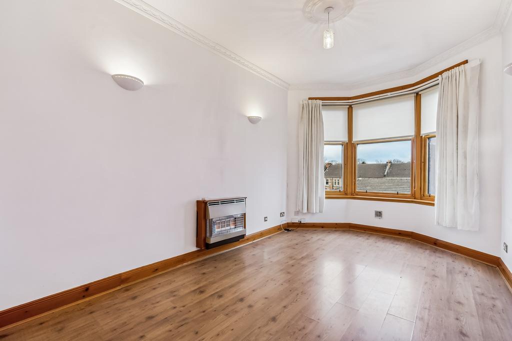 Medwyn Street, Flat 3/1, Whiteinch, Glasgow, G14 9QJ 2 bed flat for