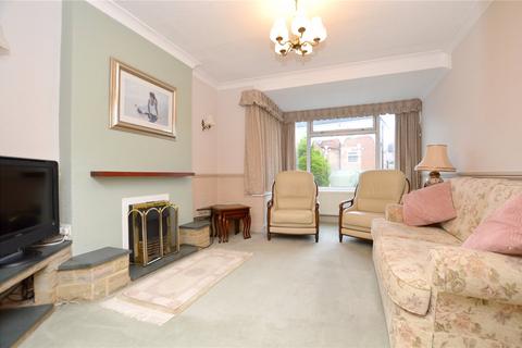 4 bedroom semi-detached house for sale, Merton Gardens, Farsley, Pudsey, West Yorkshire