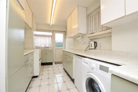 4 bedroom semi-detached house for sale, Merton Gardens, Farsley, Pudsey, West Yorkshire