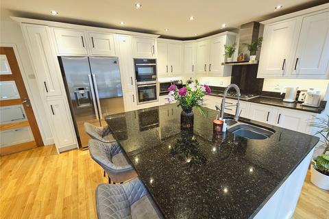 2 Garry Way, Romford, RM1 4YX