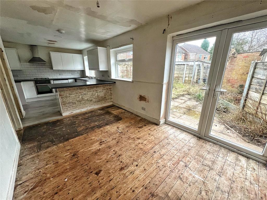 Kitchen/Dining Room