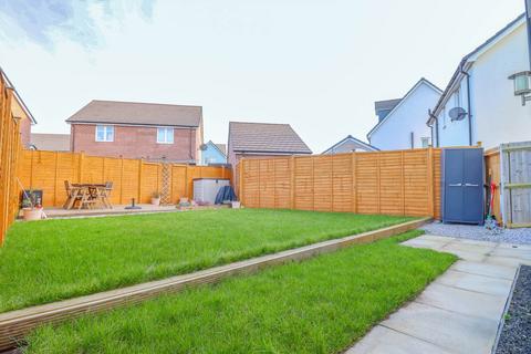 3 bedroom detached house for sale, Peritrack Lane, Haywood Village