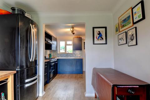 3 bedroom semi-detached house for sale - Plowden Way, Shiplake Cross