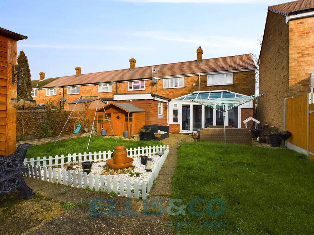 Martin Hardie Way, Tonbridge, Kent, TN10 3 bed house for sale £499,995