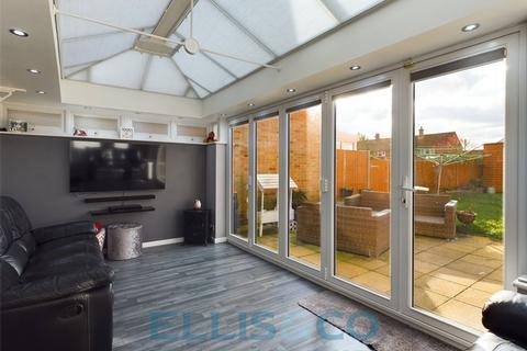 3 bedroom end of terrace house for sale, Martin Hardie Way, Tonbridge, Kent, TN10