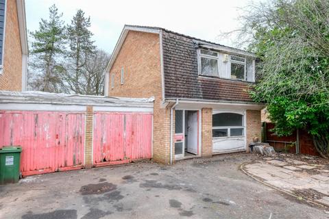 40 Berrington Close, Redditch, B98 0TG