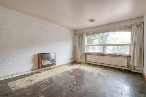 40 Berrington Close, Redditch, B98 0TG