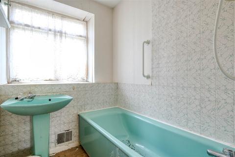40 Berrington Close, Redditch, B98 0TG
