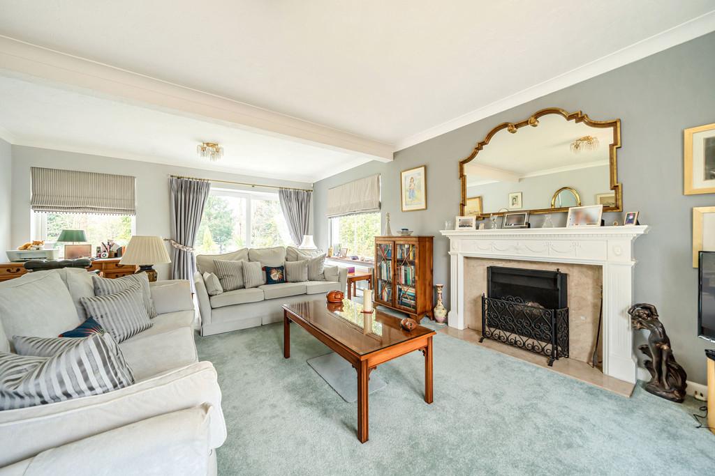Storrington Bracken Lane 3 bed detached house for sale £800,000
