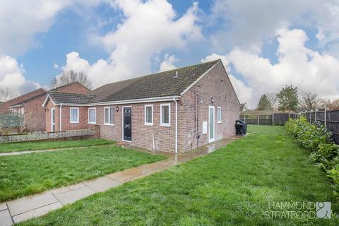7 Oaklands Close, Attleborough, NR17 2LT
