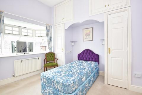 2 bedroom apartment for sale, St Mark's Court, Leeds Road, Harrogate