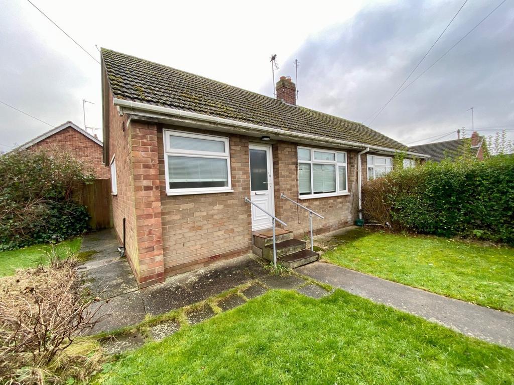 Sutton House Road, Hull, East... 1 bed bungalow - £550 pcm (£127 pw)
