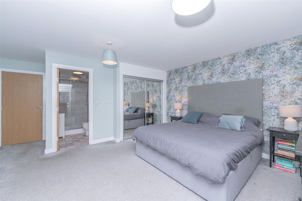 Bedroom 1 Alt