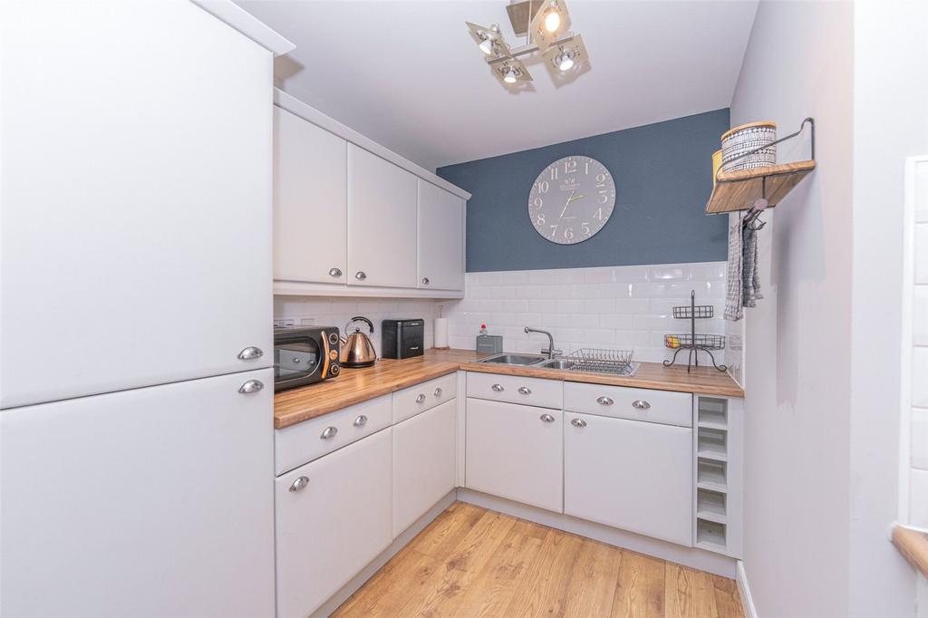 Kitchen Alt