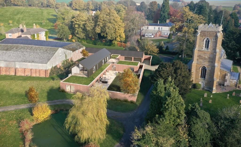 South Elkington, Louth LN11 0SA 6 bed property with land for sale £