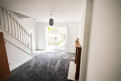 2 bedroom terraced house to rent, Chendre Close, Pendlebury, Swinton, Manchester, M27