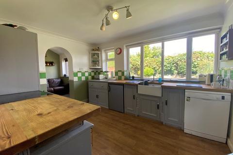 5 Alms Road, Doveridge, Ashbourne, DE6 5JZ