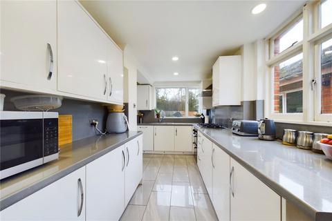 3 bedroom semi-detached house for sale - Bath Road, Calcot, Reading, Berkshire, RG31