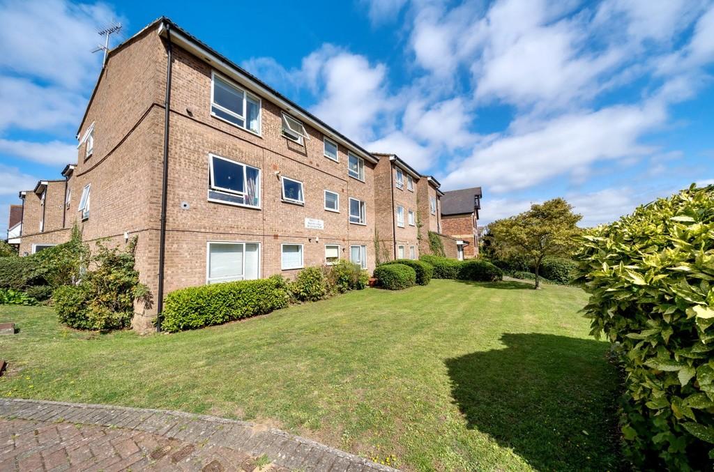 Carlton Road, Sidcup DA14 1 bed ground floor flat for sale £250,000