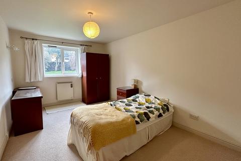 1 bedroom flat to rent, Exchange Street, Cleckheaton