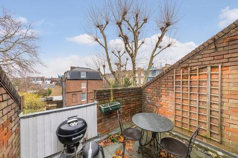 3 bedroom flat for sale, College Cross, Islington, London