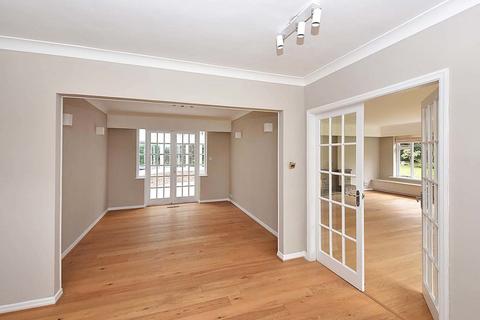 4 bedroom detached house to rent, Spinney Lane, Knutsford