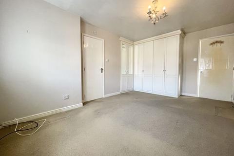 6 Asgard Way, Scartho Top, Grimsby, DN33 3RJ