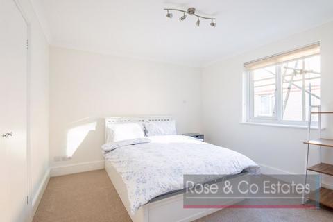 5 bedroom house to rent, Kilburn Park Road, London