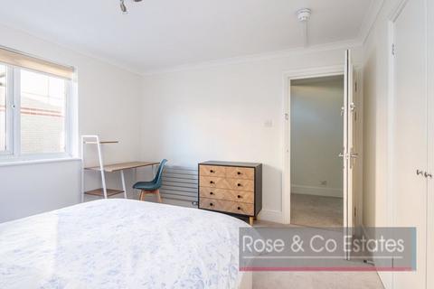 5 bedroom house to rent, Kilburn Park Road, London