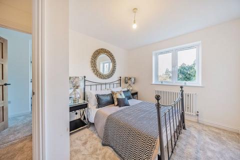 10c Cedar Walk, Kenley, CR8 5JL