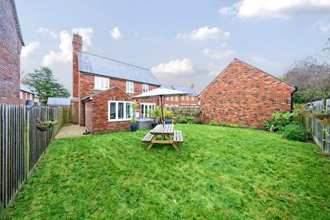 3 bedroom detached house for sale - Granary Close, South Petherton, Somerset, TA13