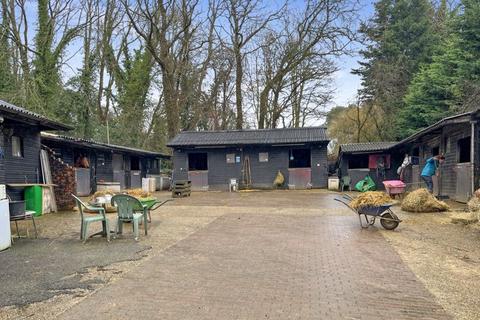 3 bedroom equestrian property for sale, Newlands Park, Godstone