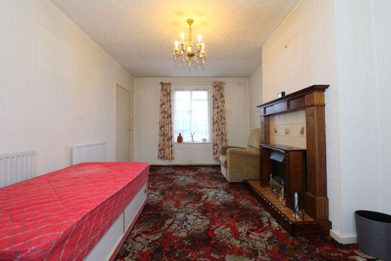 Harden Road, Walsall, WS3 1RL 3 bed semidetached house for sale £160,000